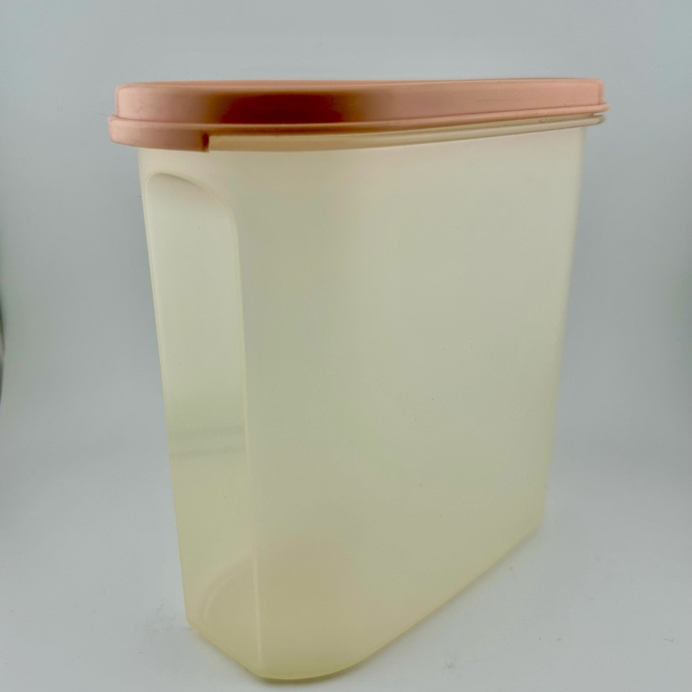 Vintage, Modular Mates #3 Storage Container with Pale Pink Lid, by Tupperware
